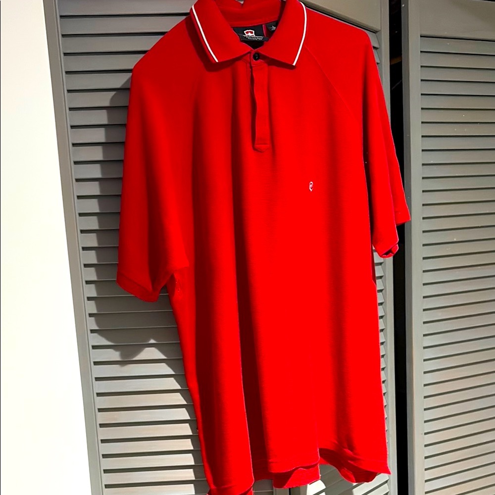 Victorinox Red Short Sleeve Polo Top with Classic Collar. VGUC.